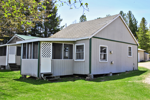 Cabin #2 Waterfront